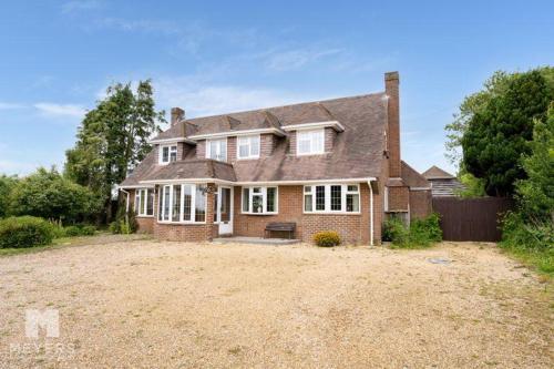 Stunning Detached Cottage with Poole Views and Hot Tub gîte à louer Winfrith Newburgh