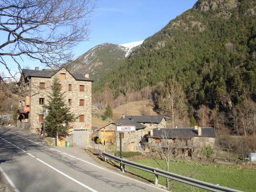 Fasiliti, Apartaments Turistics Vilaro in Llorts