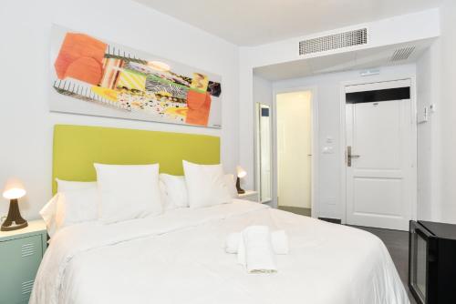 Small Double Room