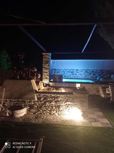Udvendig, Περιβόλι του Οδυσσέα (Περιβολι του Οδυσσεα) in Limnos