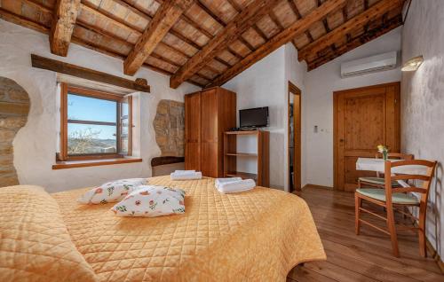 1 double bed