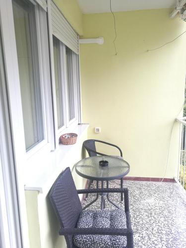 Pretty big double bed room with balcony, Split (Foto 4)