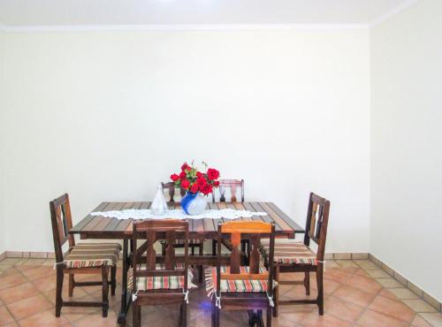 Létesítmények, Apto a 600 metros da Praia Grande em Ubatuba SP in Praia Grande