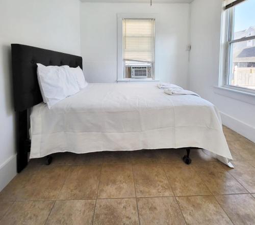 7 Beachside inn - main image