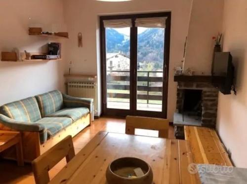  Appartamento Pian di neve in 25050 Temù