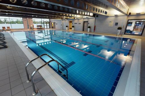Yüzme havuzu, Village Hotel Glasgow near Scottish Event Campus