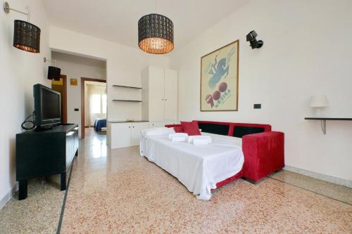 Silvano's Home In Rome, Rome (photo 9)