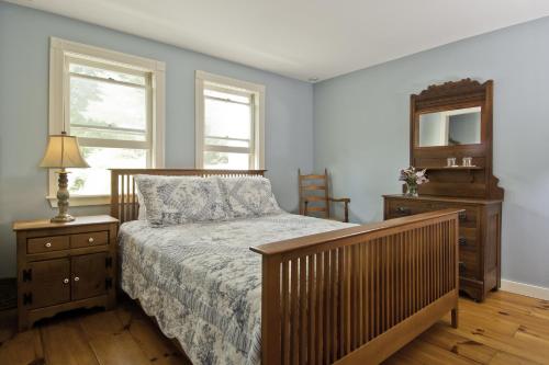 Golden Stage Inn - image 6