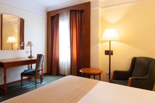 Hotel Hoyuela - image 3