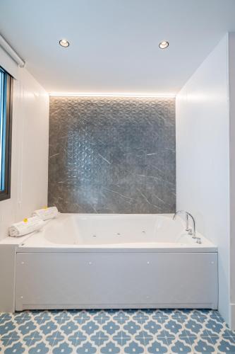 Premium Double Room with indoor Jacuzzi and Terrace