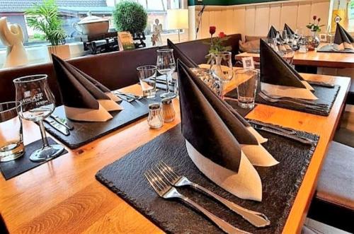 Étterem, Hotel & Restaurant Hullen in Barweiler