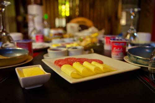 อาหารและเครื่องดื่ม, Casa Roble Anejo Bed & Breakfast in ซานตา ครัซ