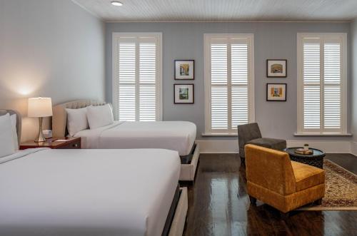 Pelham Hotel near Audubon Aquarium of the Americas