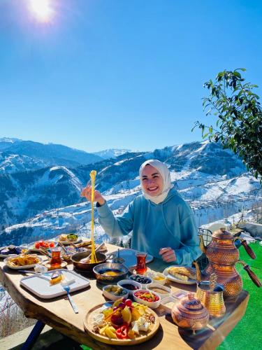 Ēdiens un dzērieni, Pera Bungalov in Rize