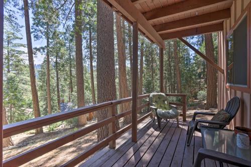 Spacious Family Cabin - 5 Minutes to Lake Gregory! - image 11