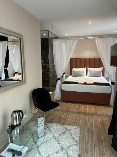 Deluxe Double Room with Balcony