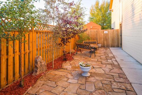 บริการและสิ่งอำนวยความสะดวก, Alpine Inn & Suites Gunnison in กันนิสัน (CO)