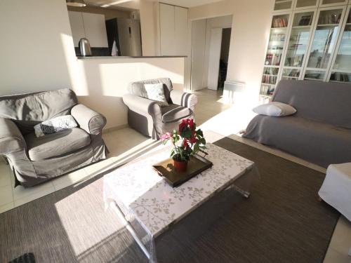 Beau T3 avec terrasse et piscine à Sète - FR-1-472-112 Beau T3 avec terrasse et piscine à Sète - FR-1-472-112