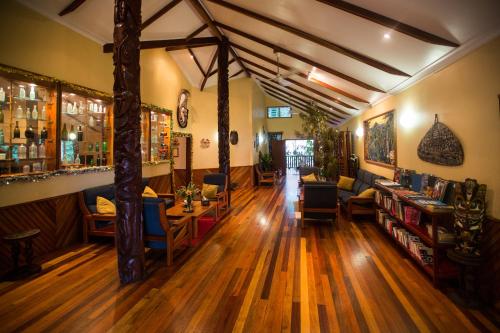 Bar/Lounge, Tawali Leisure and Dive Resort in Alotau