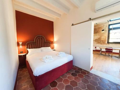 Boutique Penthouse with terrace Spanish Steps - image 9