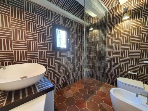 Boutique Penthouse with terrace, Spanish Steps, Rom (Foto 7)