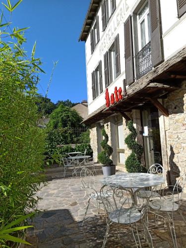 Létesítmények, Hostellerie des voyageurs in Cassagnes-Begonhes