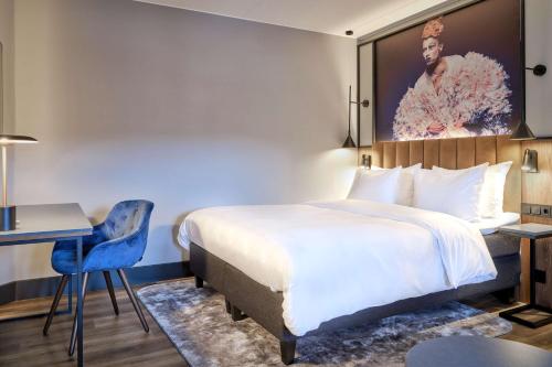 1 queen bed