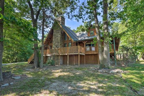 Country Cabin with Wraparound Deck and Views! in Springdale, USA