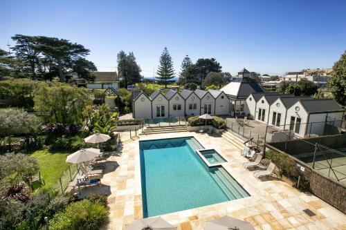 สระว่ายน้ำ, Portsea Village Resort in พอร์ทซี