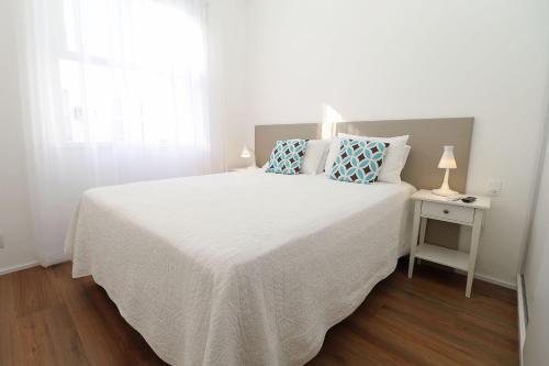Superior Three-Bedroom Apartment image 10