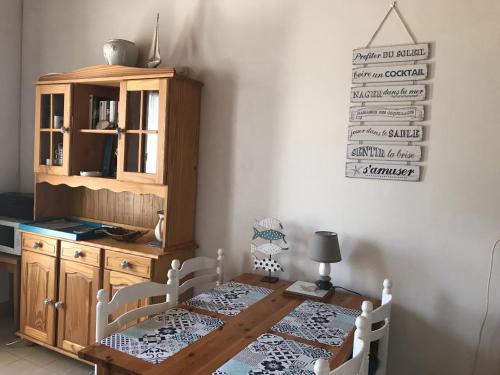 Petit Duplex Centre-Ville, Près Plage, Terrasse, Parking, Animaux Acceptés - FR-1-22-244