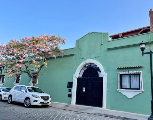 LARIMAR Gallery y Hotel Boutique