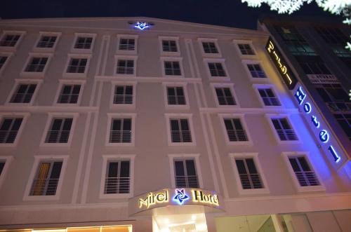 Mirel Hotel