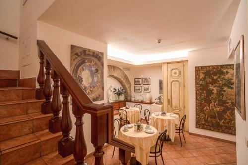 Hotel Corona - image 7