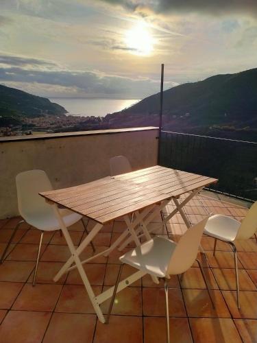  Trilocale in dimora tipica in Montale