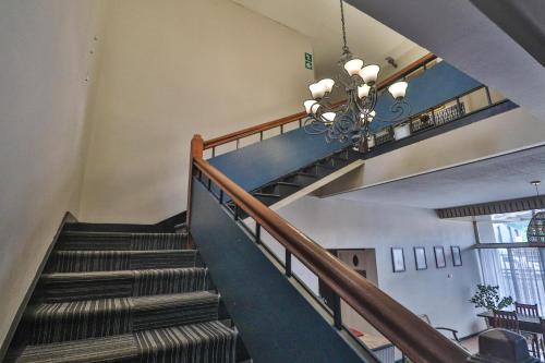 Thistle Hotel 3