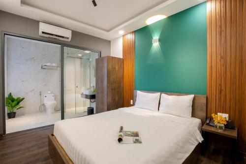 room detail thumbnail 0