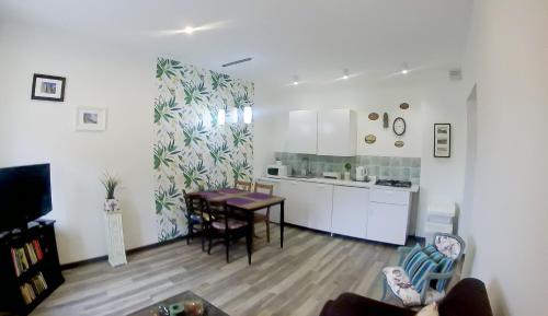 кухня, Apartamenty EverySky Konstytucji 3 Maja 55 in Карпач