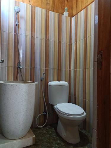 Bathroom, Omah Kayu Villa in Situbondo