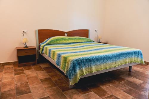 One-Bedroom Apartment image 7