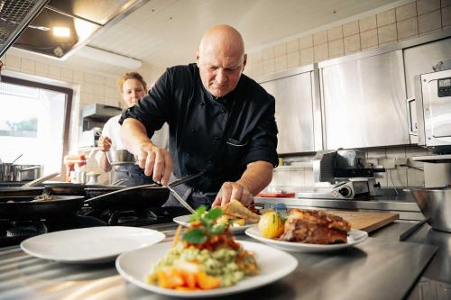 餐廳, 賴克爾公園咖啡酒店 (Hotel Park Cafe Reichl) in 巴特阿巴赫