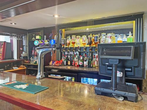 Garveys Promenade Hotel - image 10