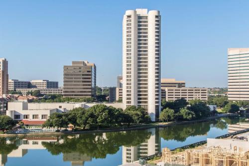 Omni Las Colinas Hotel