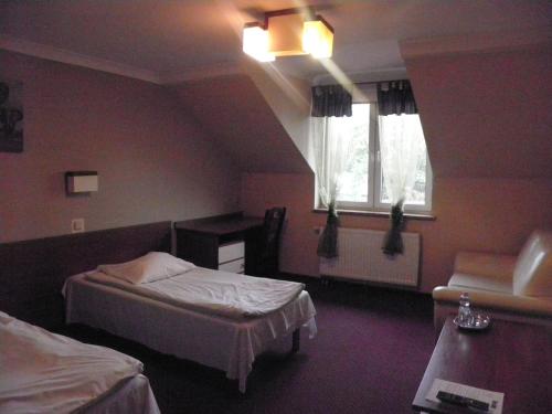 Motel Tower - image 7