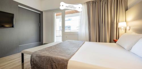2 twin beds
