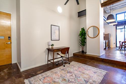 Urban Sterchi Lofts - Downtown Knoxville thumb 4