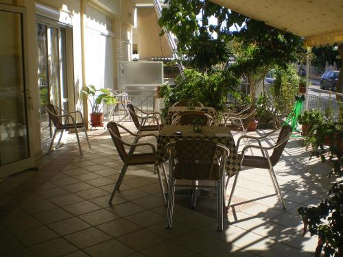 Terraza/balcón, Hotel Ion in Kamena Vourla