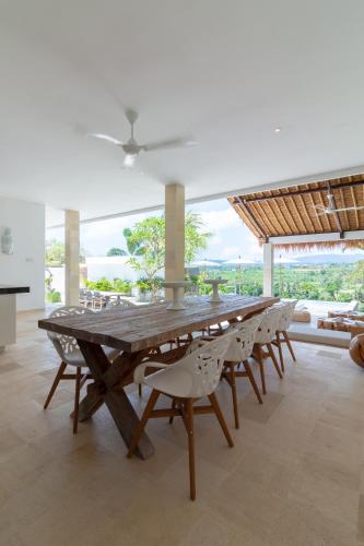 Villa Rasa Senang, with private cook and pool