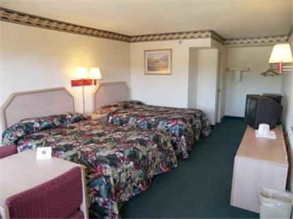 2 double beds