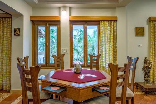 SaffronStays Windermere, Lonavala - luxury villa with heated pool, projector room and indoor games